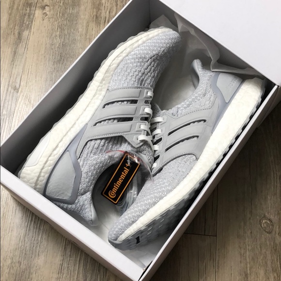 adidas ultra boost 9.5 mens